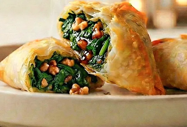 سمبوسة السبانخ