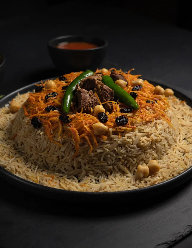 رز بخاري باللحم